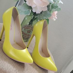 Andrea Yellow Heels